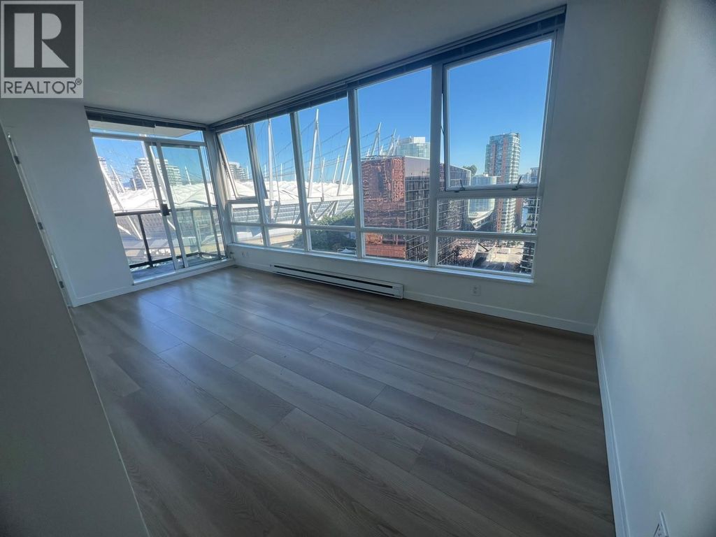 2205 928 Beatty Street, Vancouver