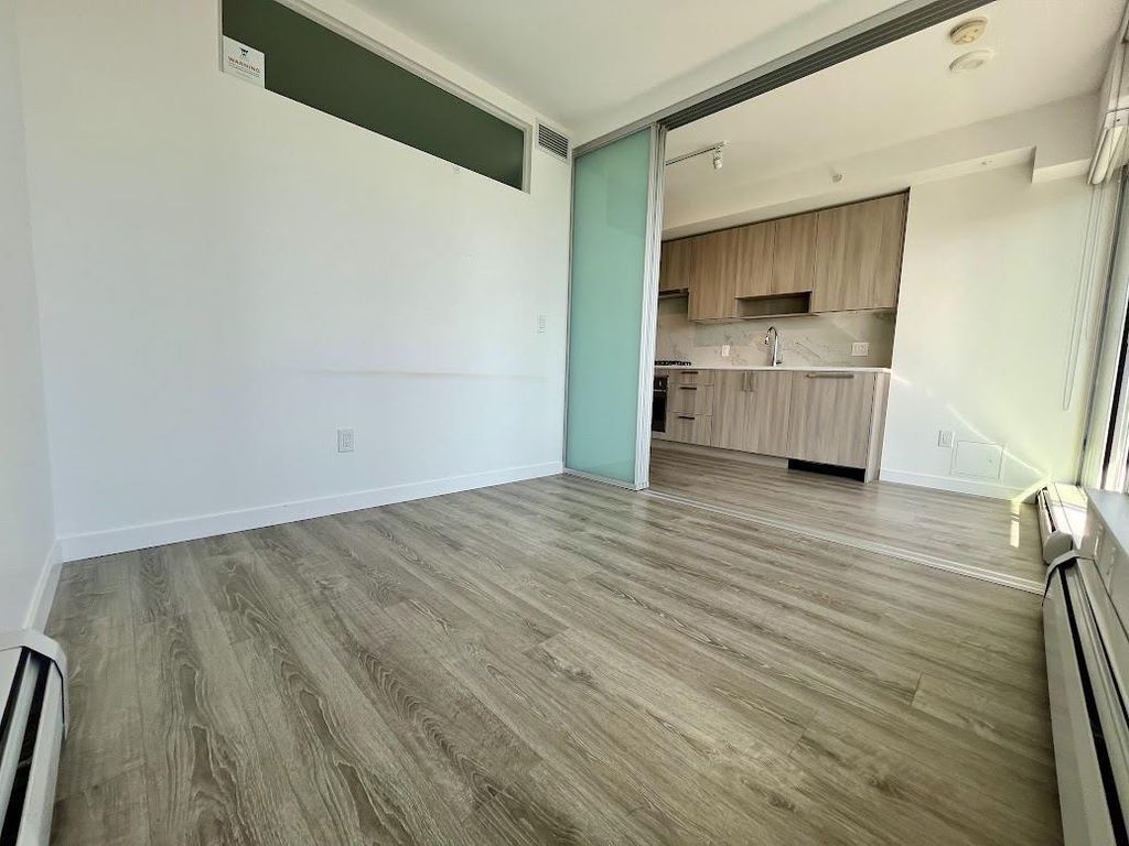 806 13350 Central Avenue, Surrey