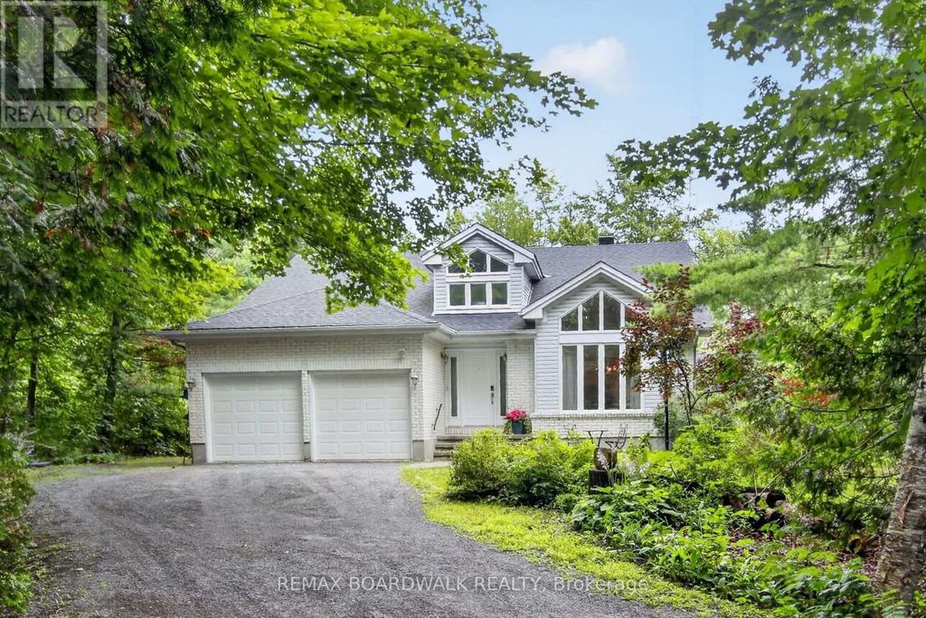182 Dewar Side Road, Beckwith
