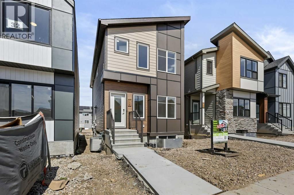 36 Heartwood Lane Se, Calgary