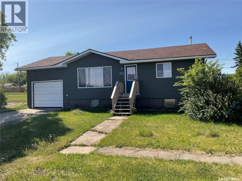 217 3rd Street N, Wakaw