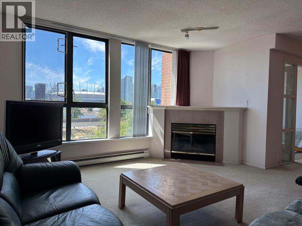 307 1128 Quebec Street, Vancouver
