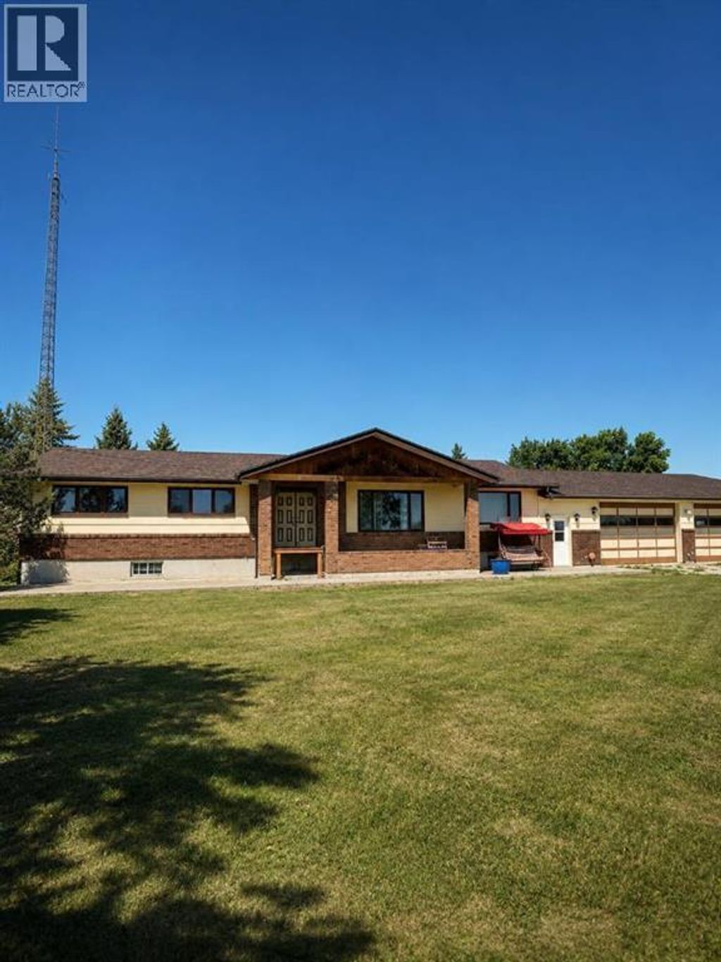 220075 54, Magrath