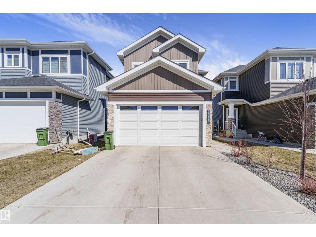 16212 32 Av Sw, Edmonton