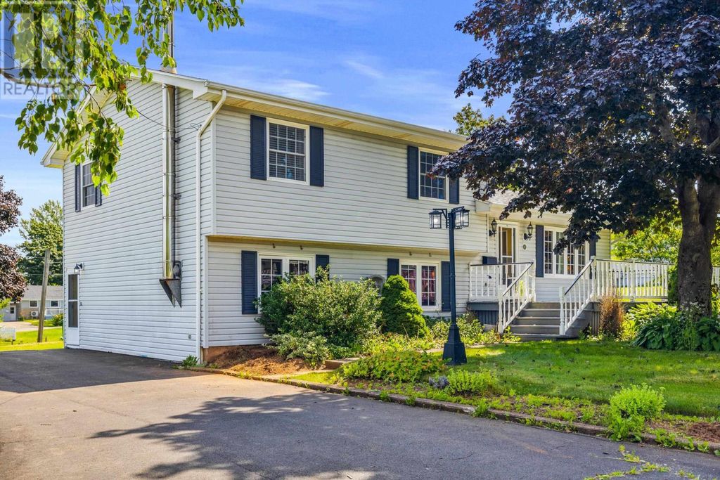 6 Millbrook Drive, Stratford