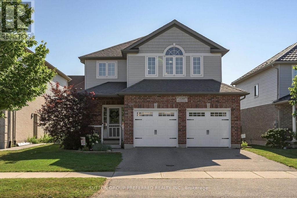 3288 Turner Crescent, London South (south U)