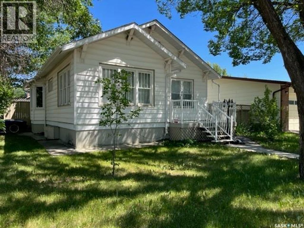 394 2nd Street, Shaunavon
