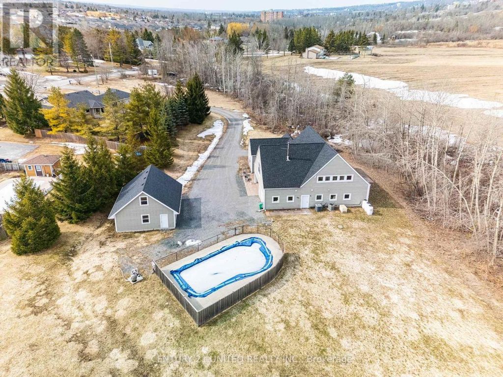 590 Maniece Avenue, Peterborough (ashburnham Ward 4)