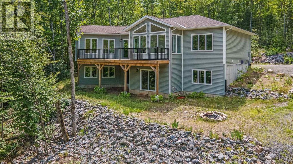 698 Mitchell Road, Madawaska Valley