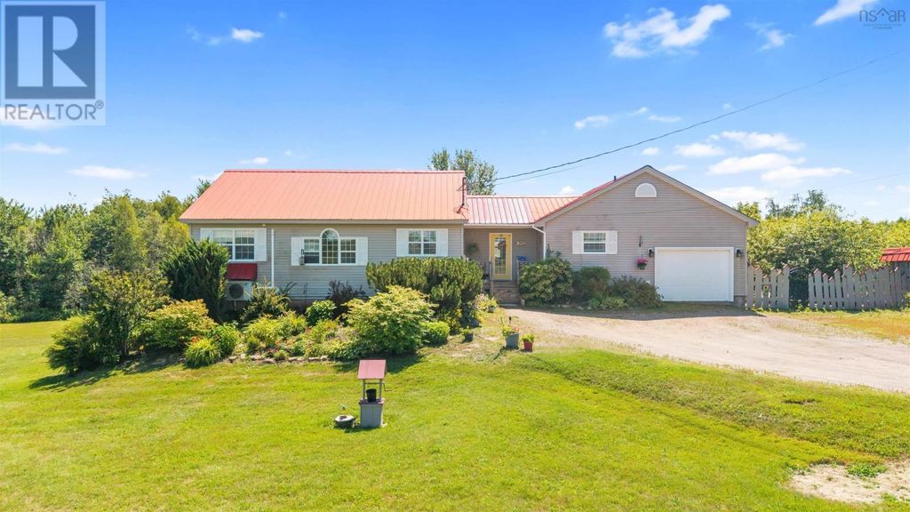 392 Birch Hill Road, Bass River