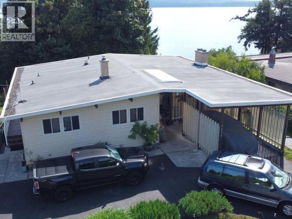 7170 Westminster Street, Powell River