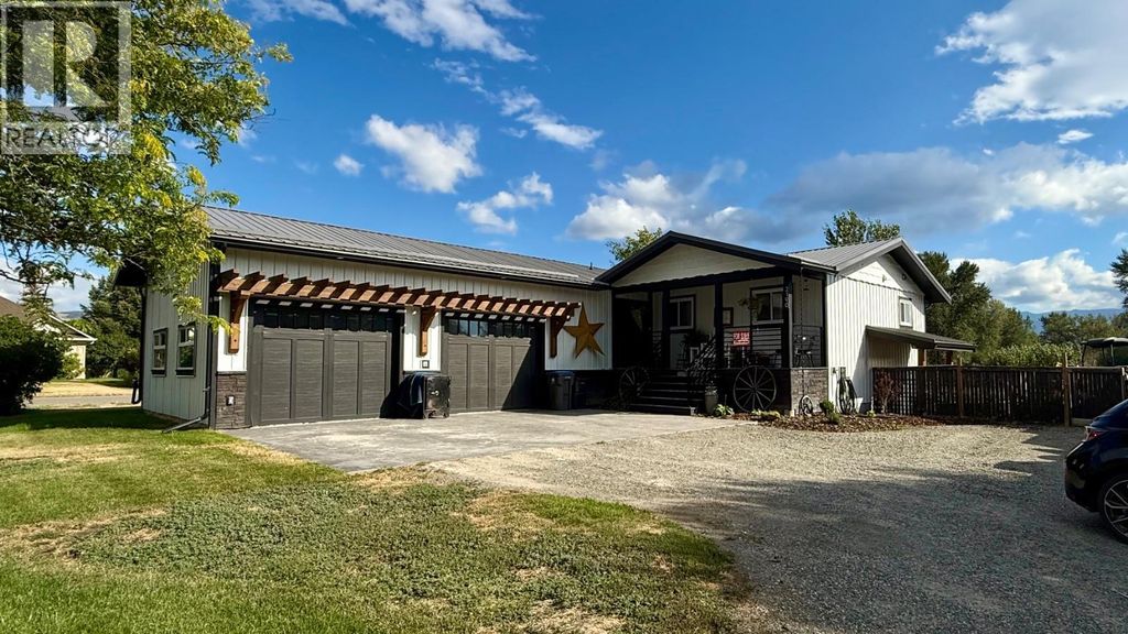 2190 Blackwell Avenue, Merritt