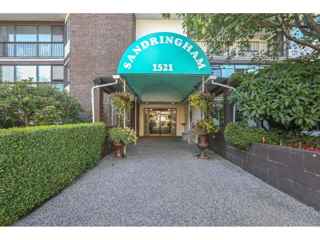 111 1521 Blackwood Street, White Rock