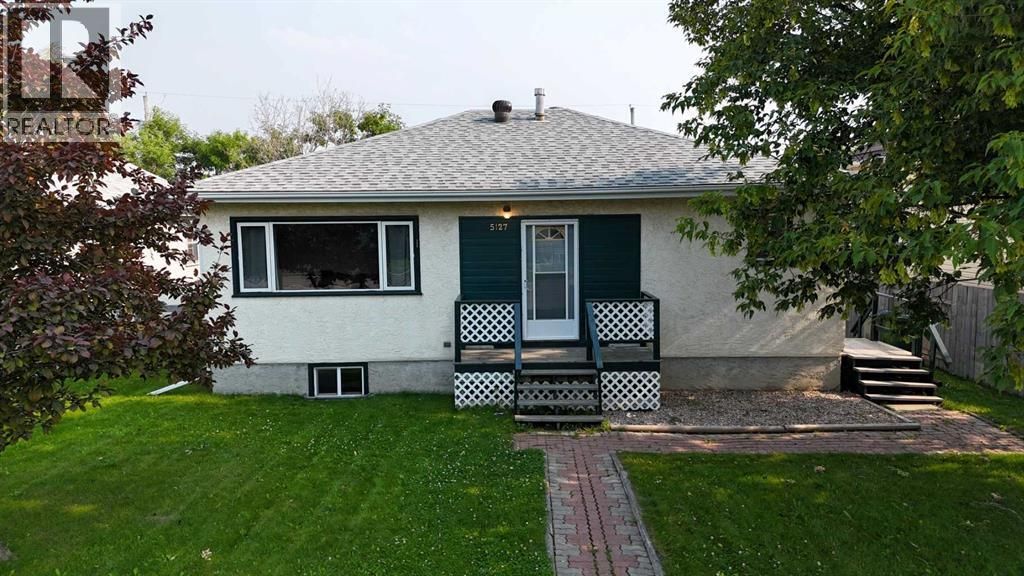 5127 6 Avenue, Edson