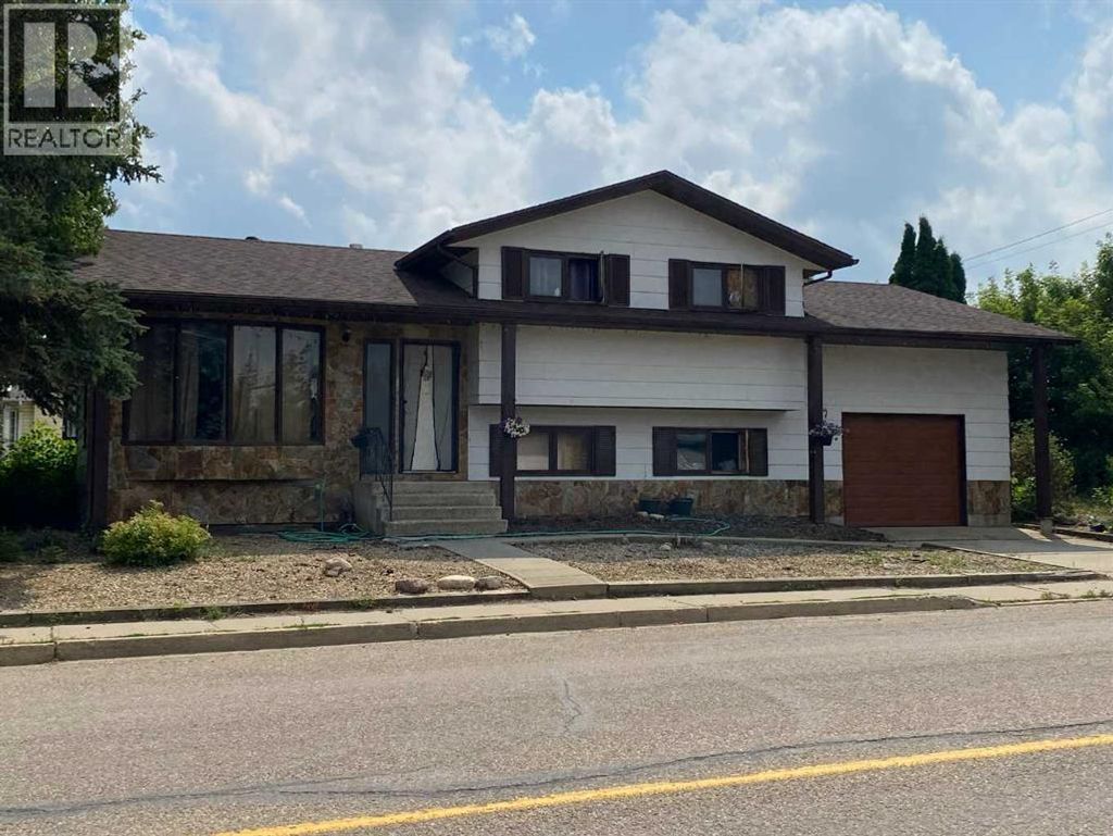 5138 48 Street, Lacombe