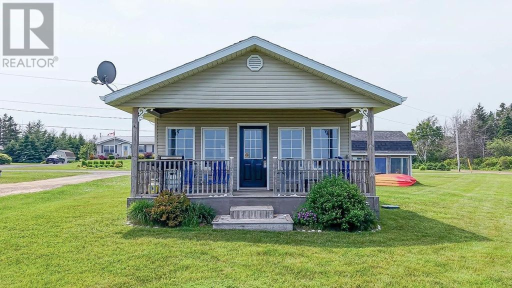 11 Bay View Lane, Launching