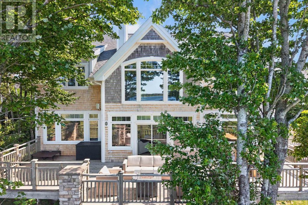 372 Macmillan Point Road, West Covehead