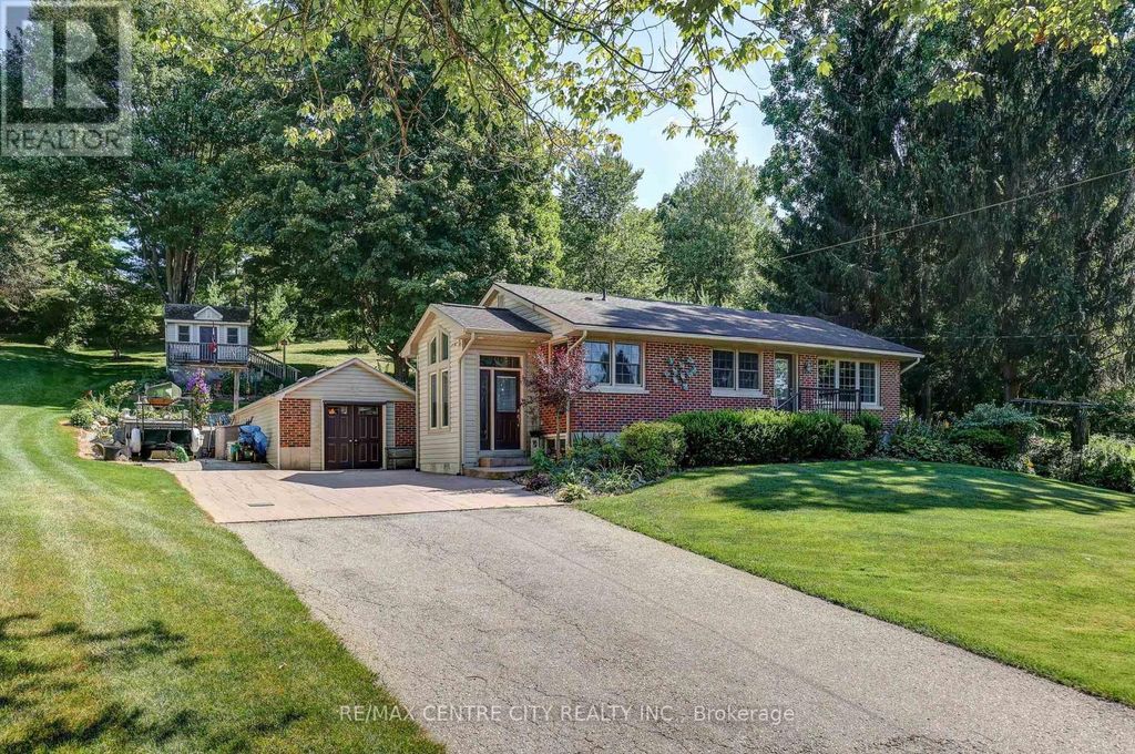 4766 Sunset Road, Central Elgin (port Stanley)