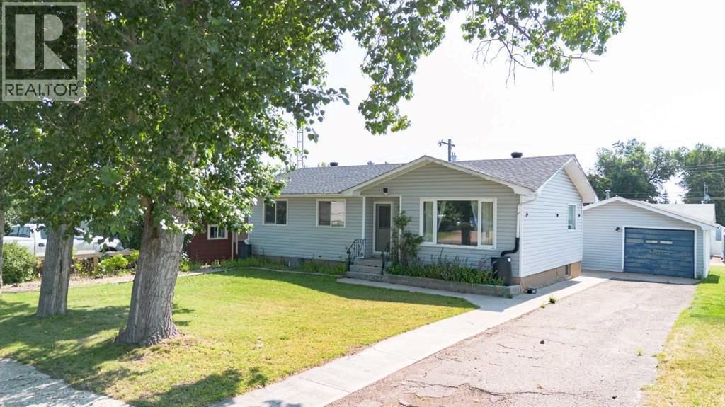 5005 53 Street, Castor