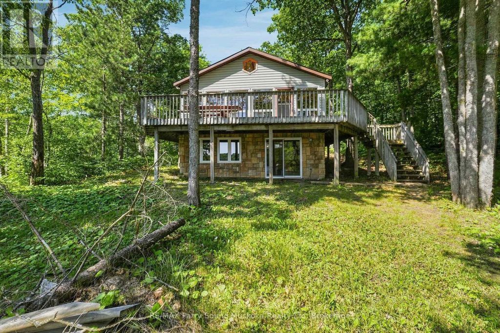 889 185 Wa Horseshoe Lake, Seguin