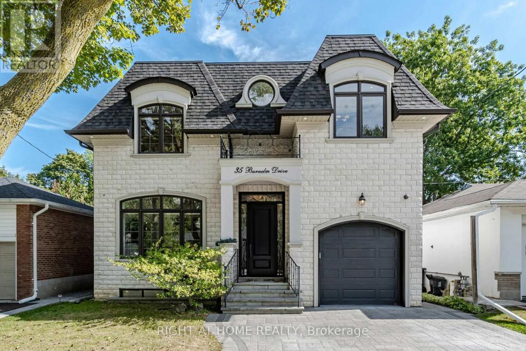 35 Burnelm Drive, Toronto (islington-City Centre West)