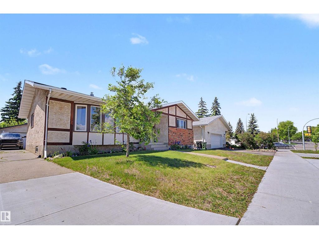 16608 109 St Nw, Edmonton