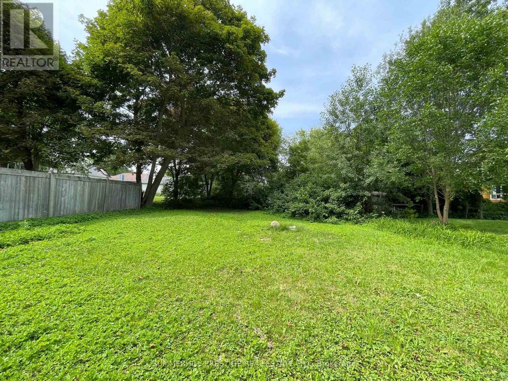 3068 Lakeview Boulevard, Ajax (south East)