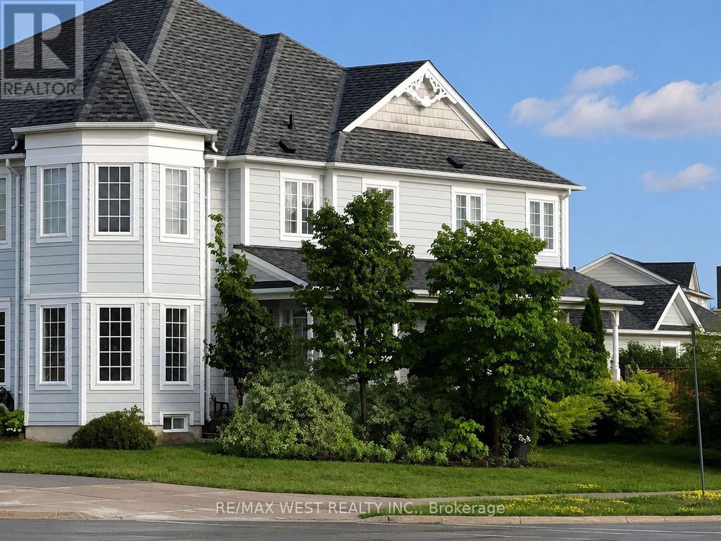 168 Gas Lamp Lane, Markham (cornell)