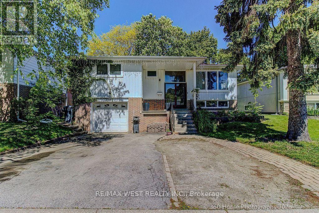 1583 Otterby Road, Mississauga (applewood)