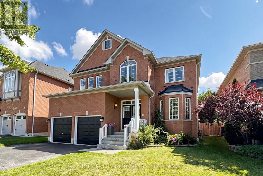 19 Tweedie Crescent, Whitby (williamsburg)