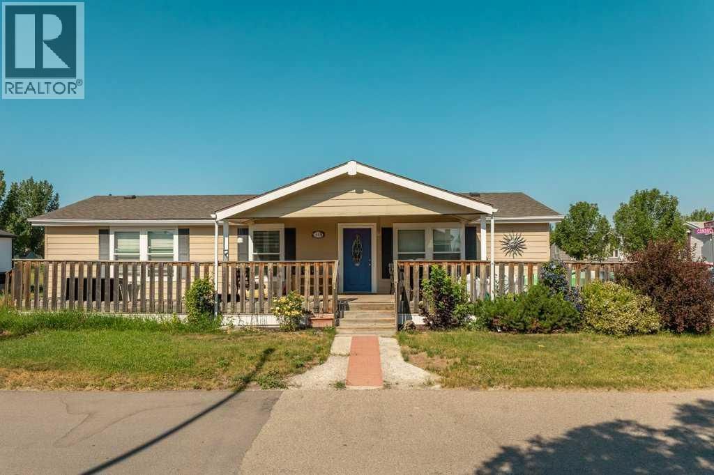 414 Conductor Boulevard, Coaldale