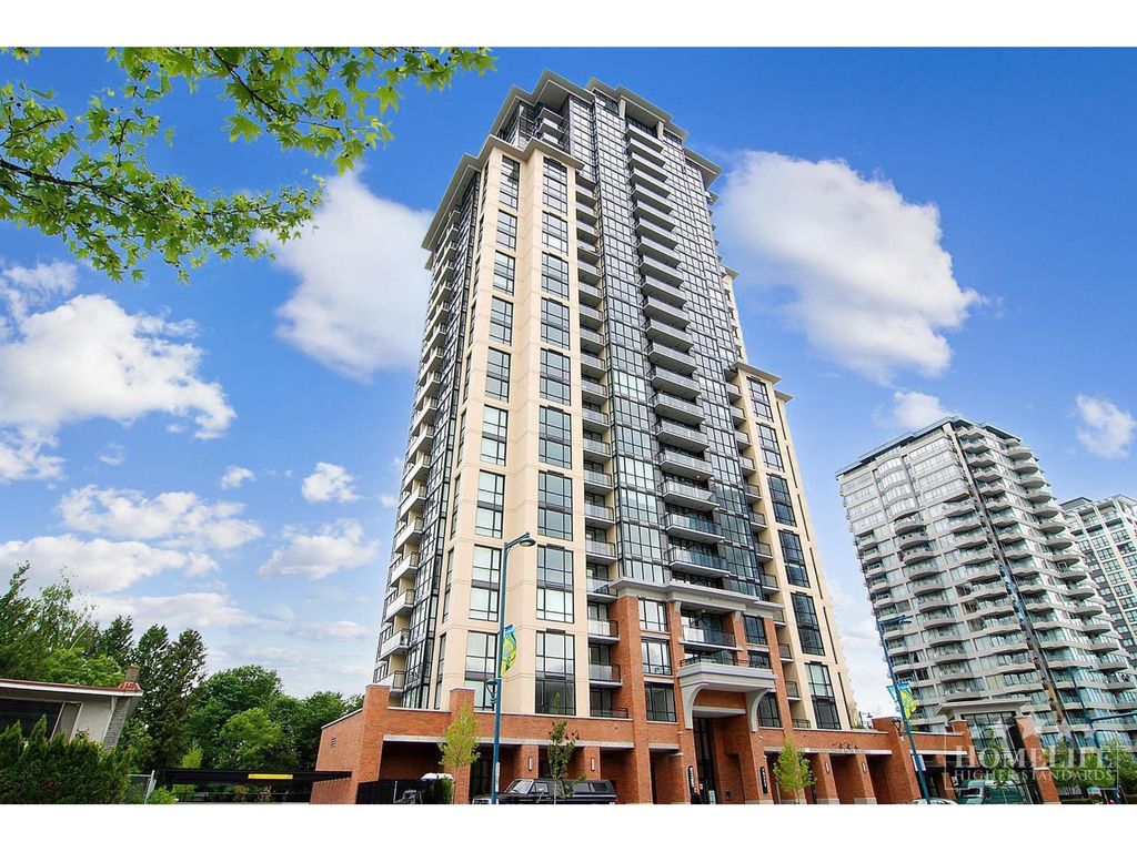2002 10777 University Drive, Surrey