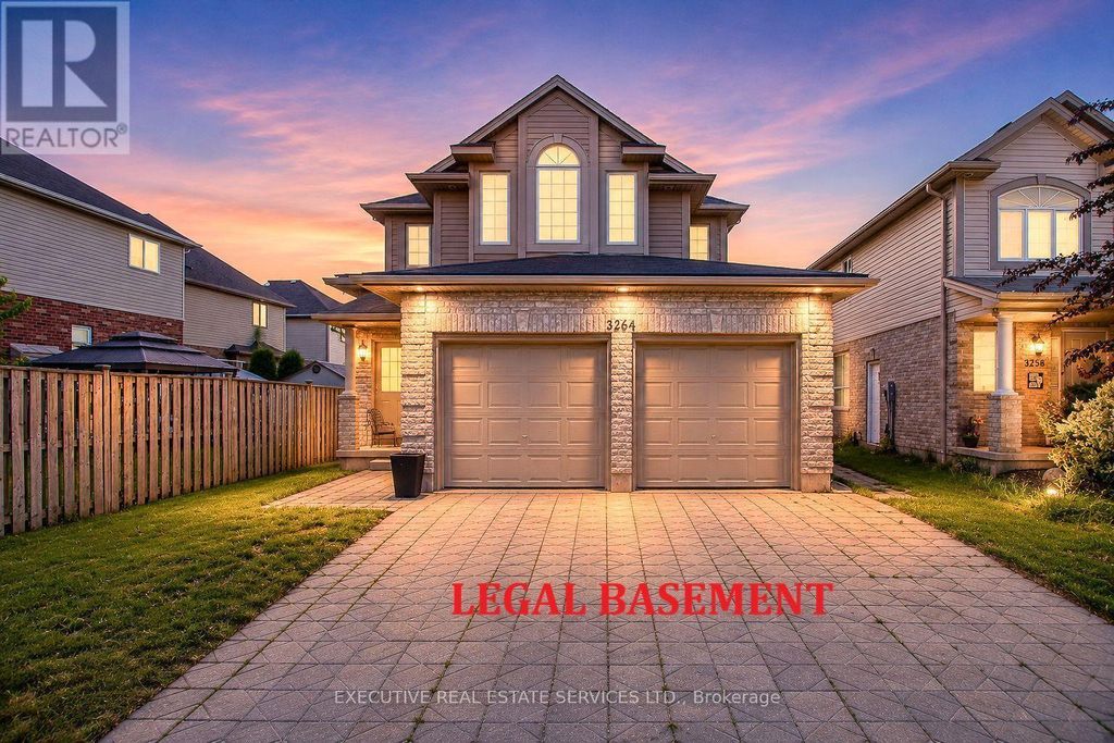 3264 Meadowgate Boulevard, London South (south U)