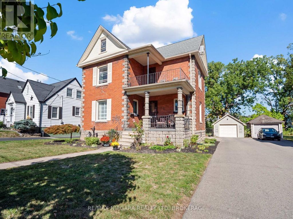 18 Emerick Avenue, Fort Erie (central)