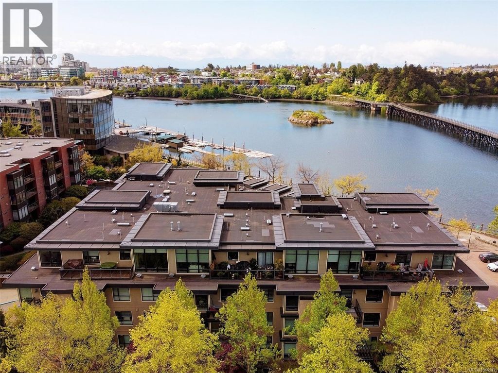 206 330 Waterfront Cres, Victoria
