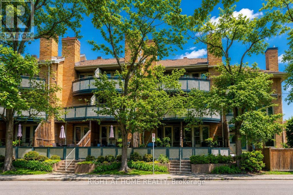 6 - 2 Columbus Avenue, Ottawa