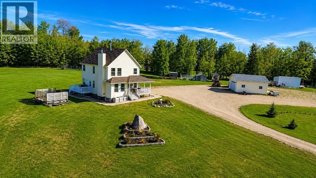 42, 113033 Township Road 592, Rural Woodlands County