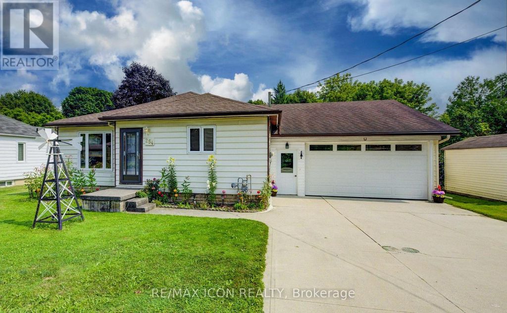 254 Wellington Street W, Wellington North (mount Forest)