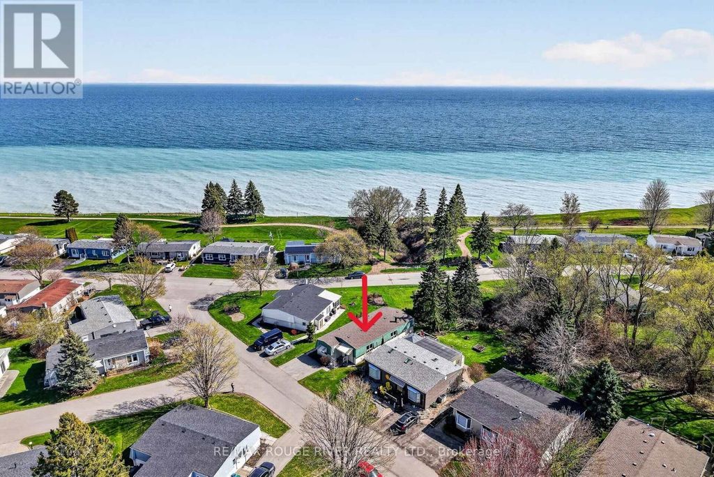 22 Eastbank Road, Clarington (newcastle)