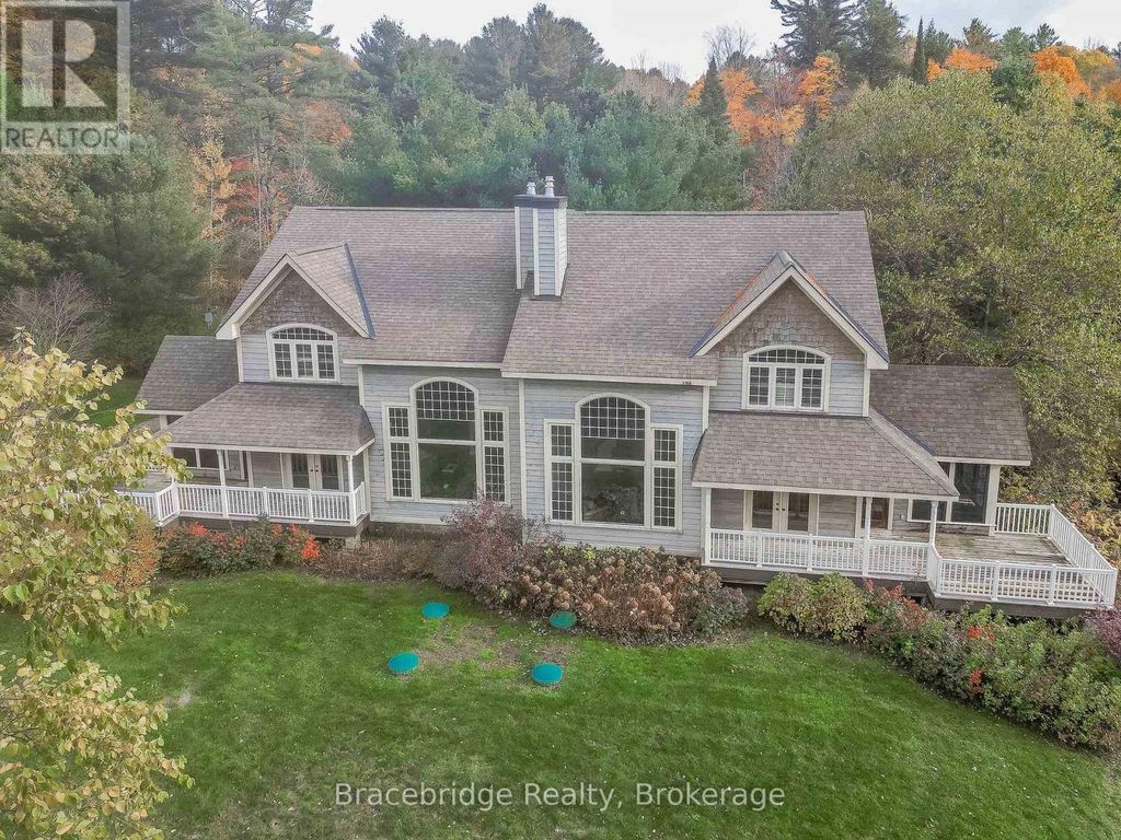 Carling 6 W2 - 3876 Muskoka Rd 118 Highway W, Muskoka Lakes (medora)