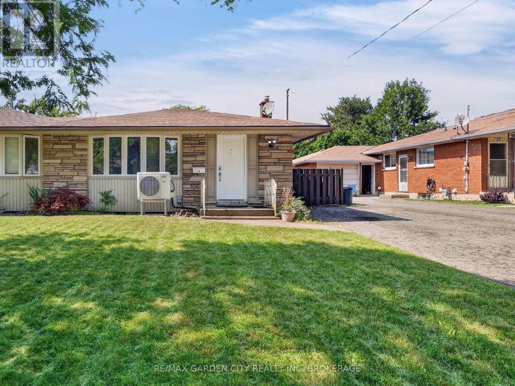 19 Black Knight Road, St. Catharines (lakeport)