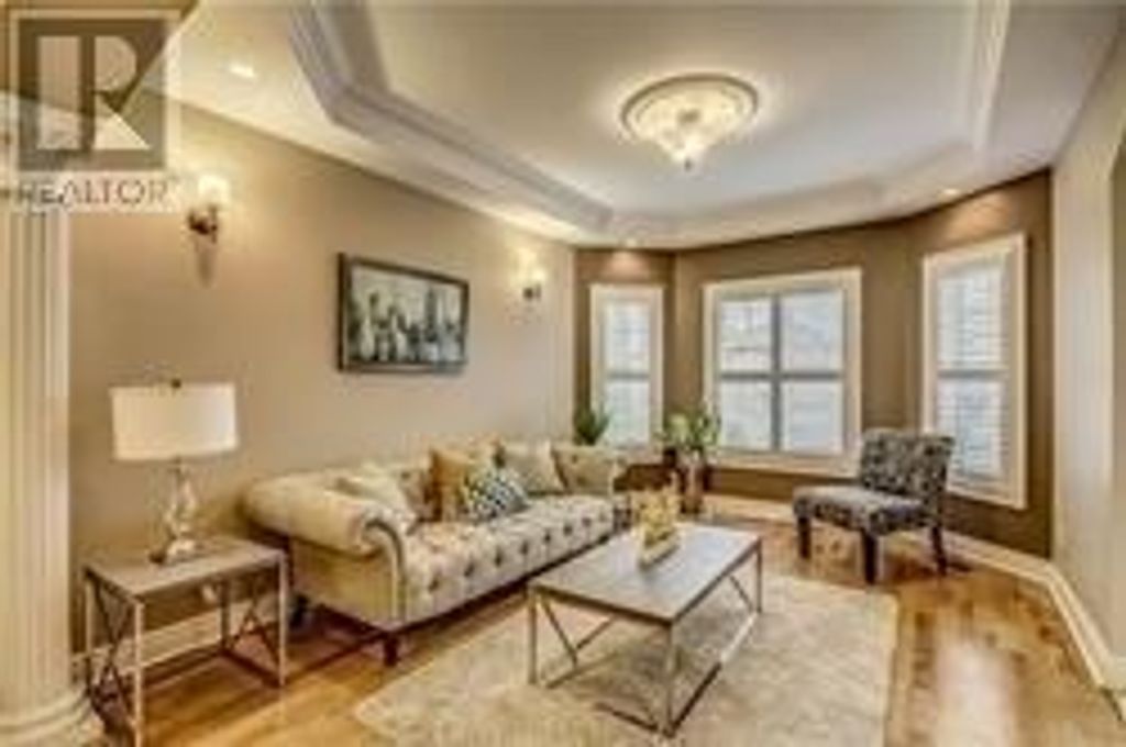6 Mirrow Court, Toronto (highland Creek)