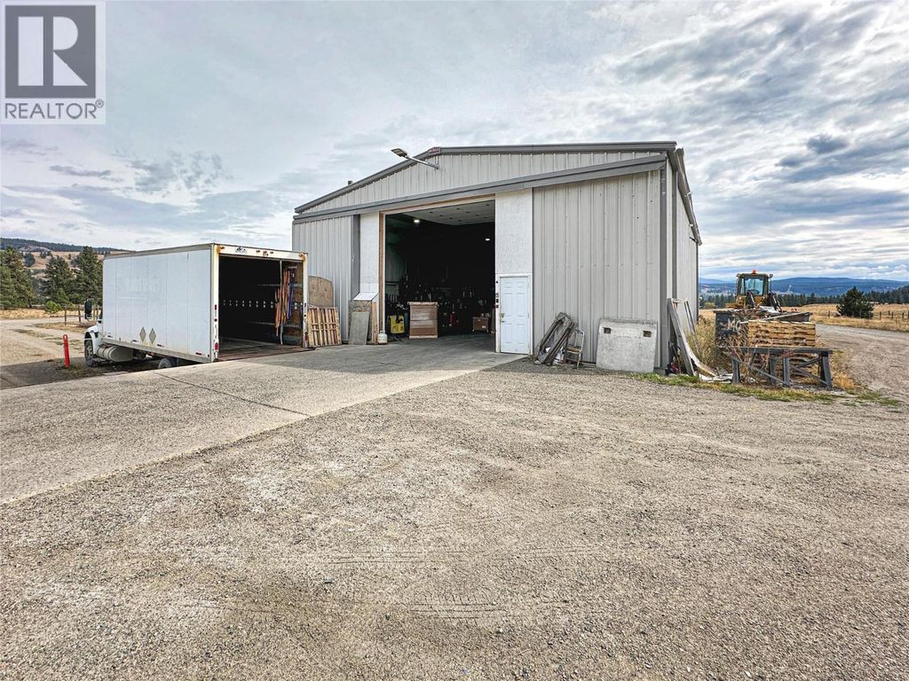 324 Sunflower Estates Road, Princeton