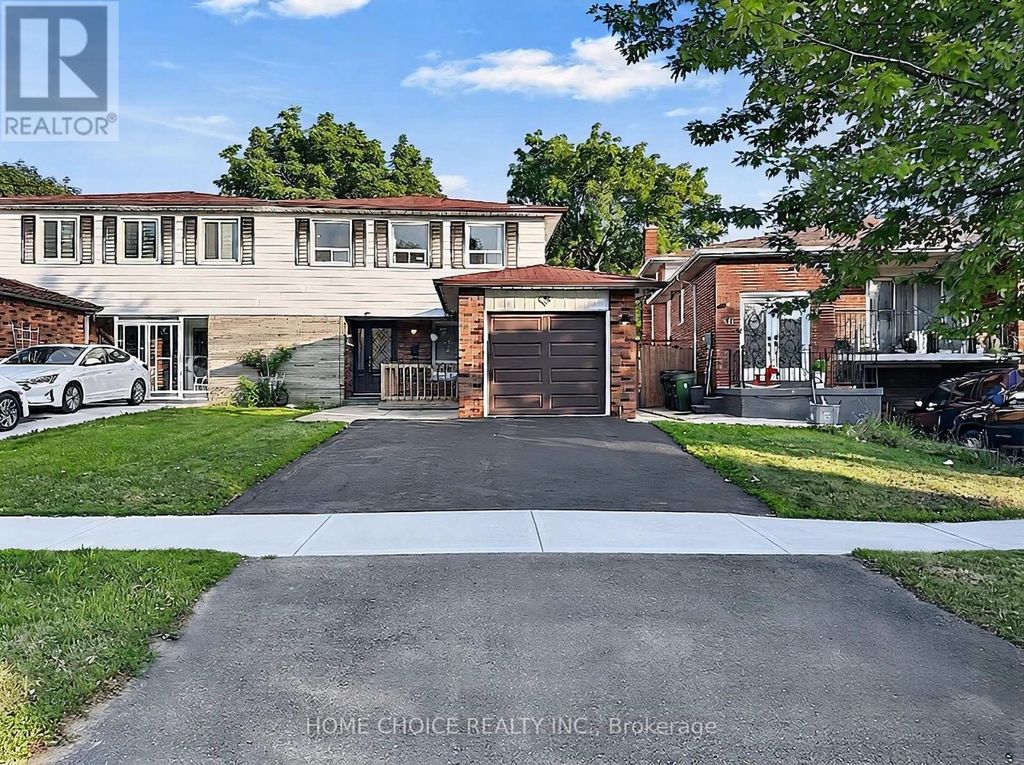 38 Robbinstone Drive, Toronto (malvern)