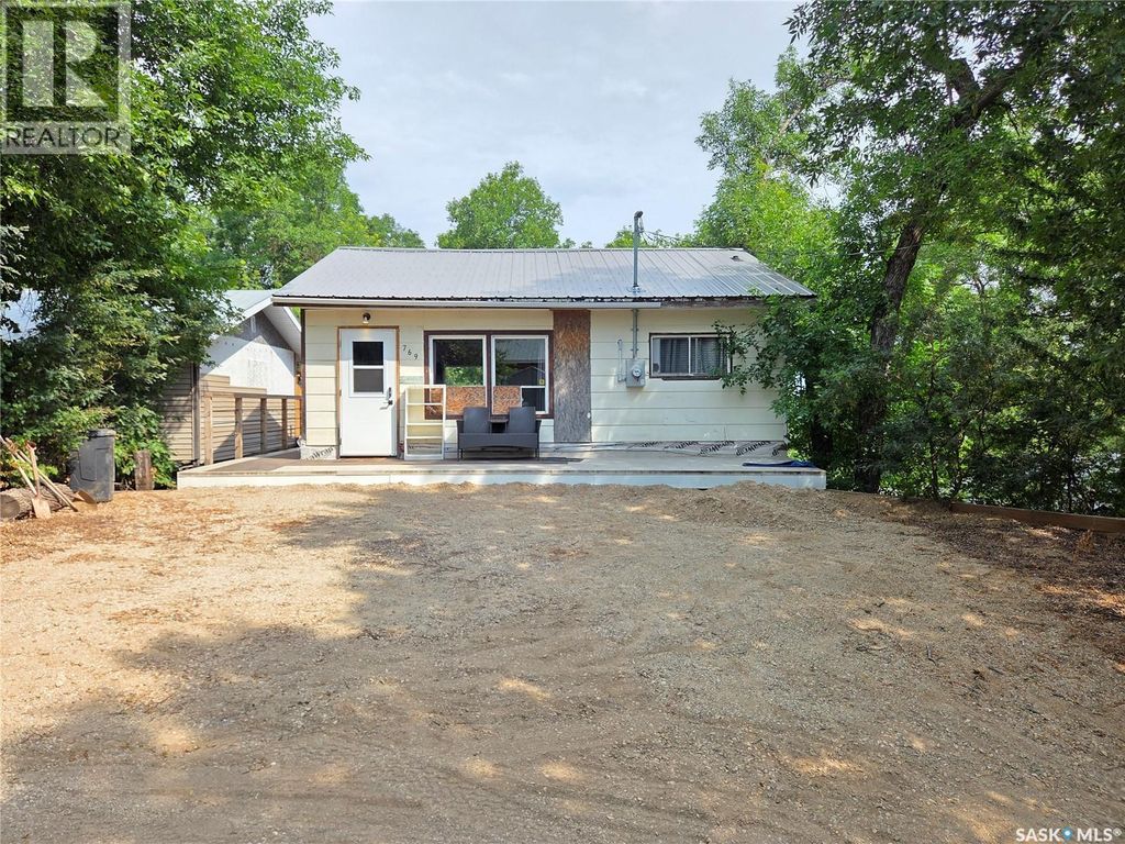 769 Ennis Avenue, White Bear Ir 70