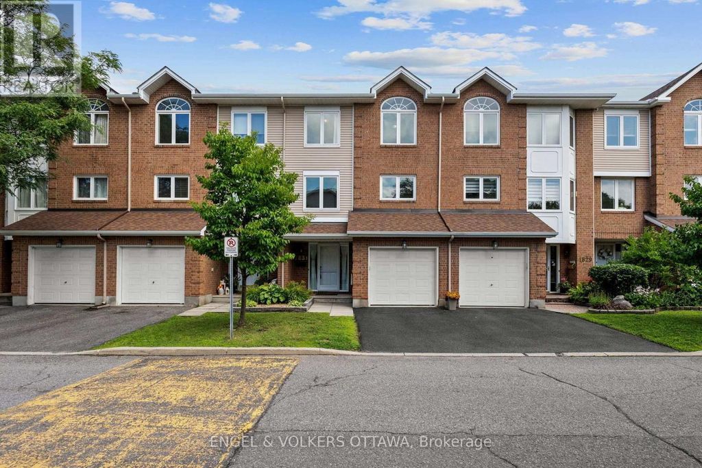 1831 Summerfields Crescent, Ottawa