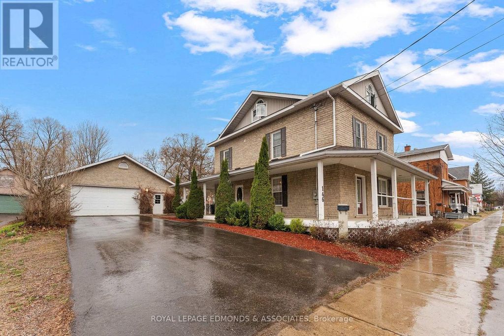 146 Mary Street, Pembroke