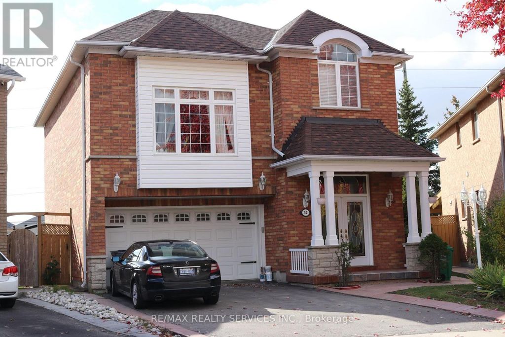 42 Brambirch Crescent, Brampton (northwest Sandalwood Parkway)