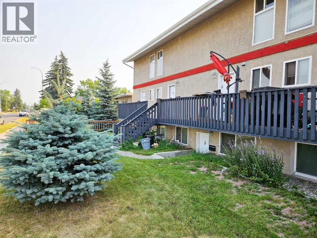 14, 3726 Centre Street N, Calgary