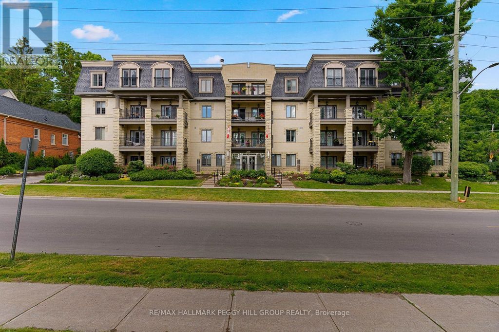 104 - 200 Collier Street, Barrie (codrington)